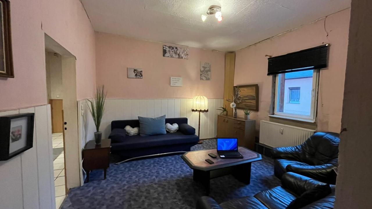 Monteure, Ganzes Haus, Schwarzheide, Haus 1 Apartment Ngoại thất bức ảnh