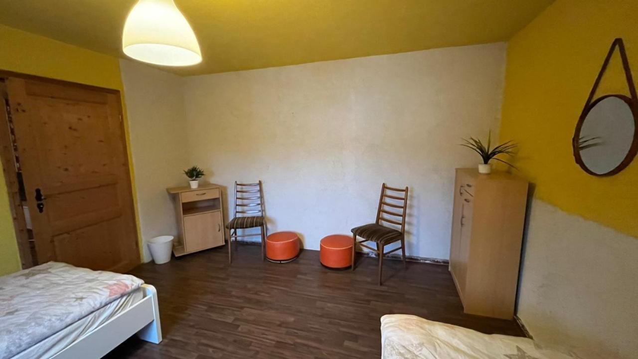 Monteure, Ganzes Haus, Schwarzheide, Haus 1 Apartment Ngoại thất bức ảnh